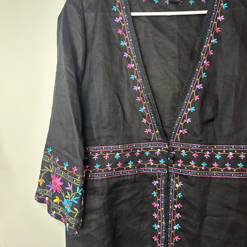 SilkLand Linen Black Blouse with Multicolor Embroidery Womens size X-LARGE - Picture 3 of 6